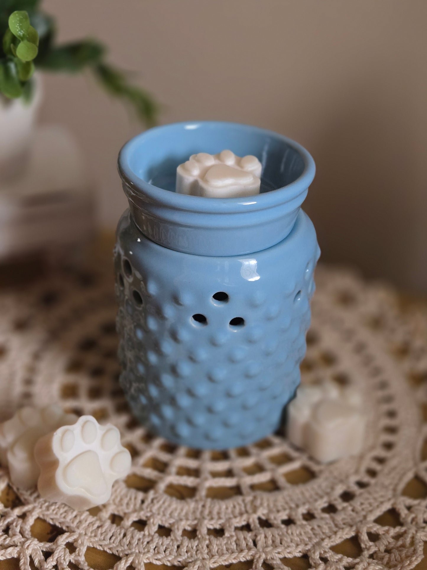 Candle Warmers Etc. Hobnail Midsize Fragrance Warmer